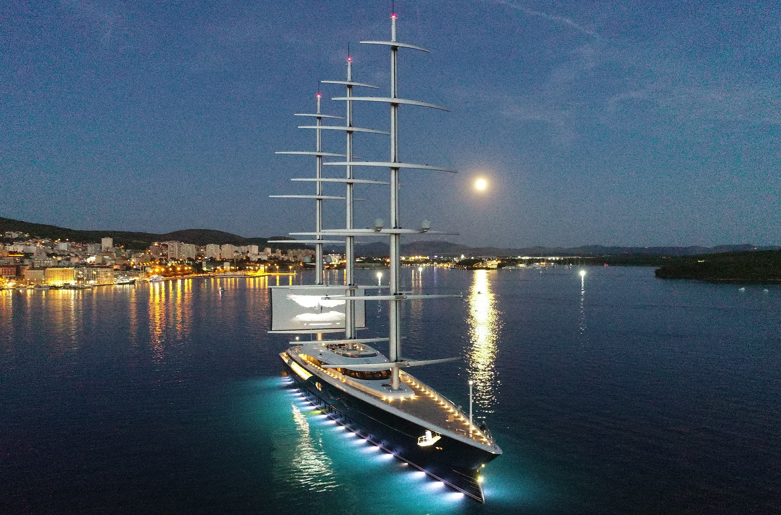 BLACK PEARL – photo 43