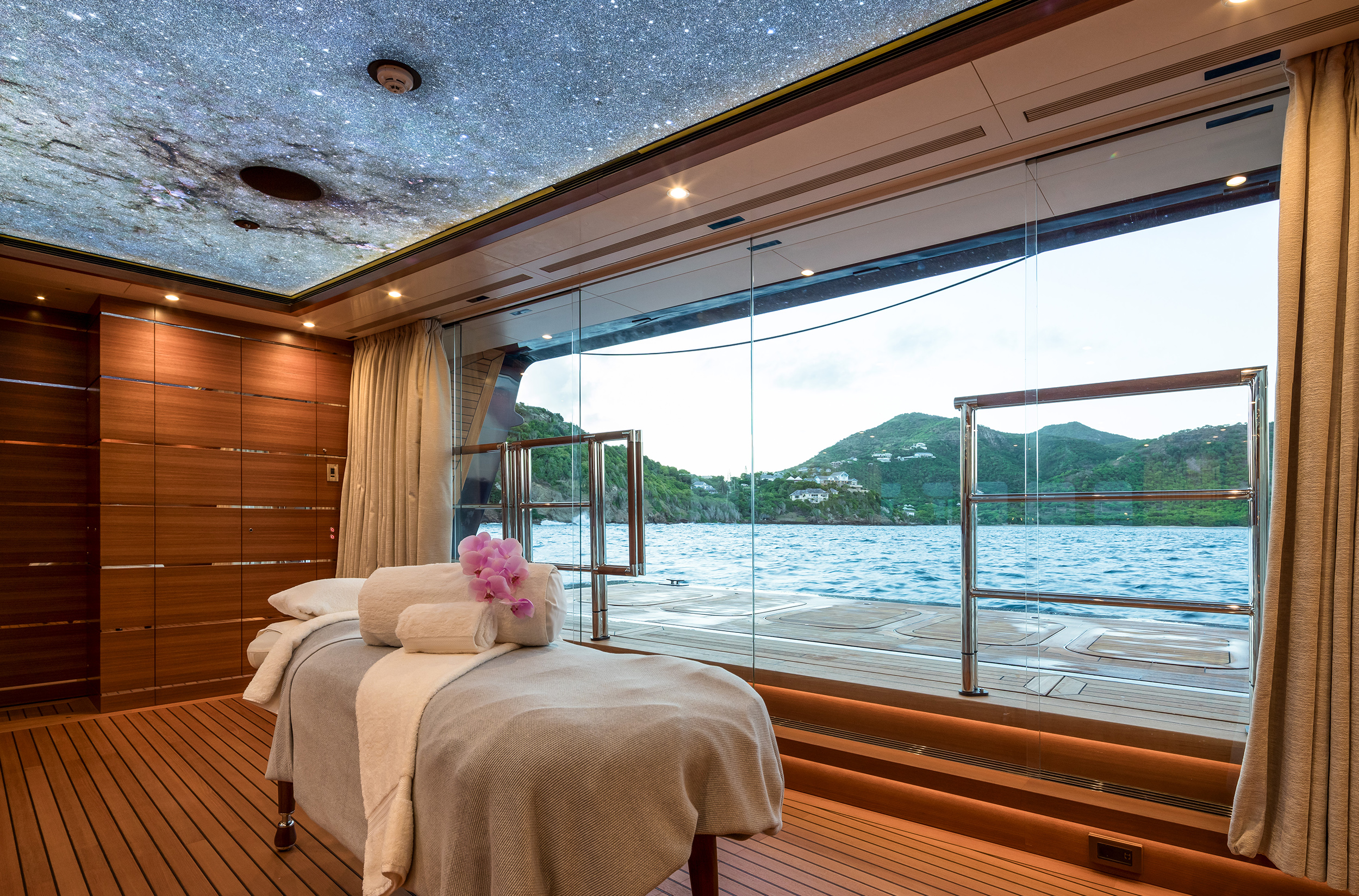 BLACK PEARL – photo 21