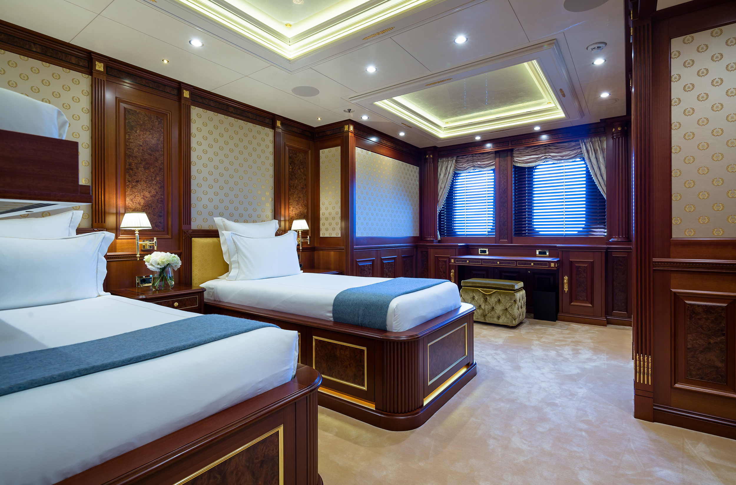 BLACK PEARL – photo 32